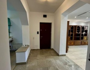 Appartement 3 chambres à louer dans Cluj-napoca, zone Plopilor
