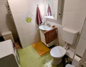 Lakás 3 szobák eladó on Floresti