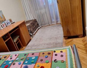 Appartement 4 chambres à vendre dans Cluj-napoca, zone Manastur