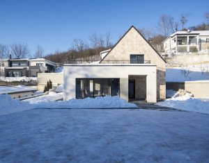 De vanzare casa compartimentata ideal in Feleacu