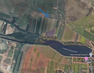 , 1070m2 on Floresti