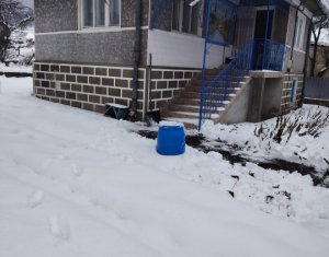 Vanzare casa aproape de oras