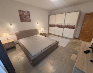 Appartement 3 chambres à louer dans Cluj-napoca, zone Manastur