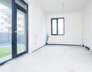House 5 rooms for sale in Floresti