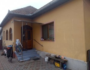Ház 3 szobák eladó on Floresti