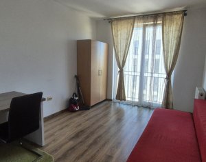 Apartment 3 rooms for sale in Floresti