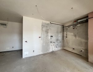 Lakás 4 szobák eladó on Cluj-napoca, Zóna Zorilor