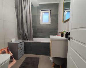 Apartment 3 rooms for sale in Apahida