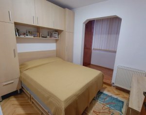 Lakás 4 szobák eladó on Cluj-napoca, Zóna Manastur