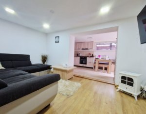Casa cu 2 apartamente langa UMF si USAMV – proprietate ideala pentru investitori