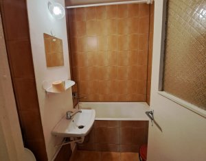Appartement 3 chambres à louer dans Cluj-napoca, zone Manastur