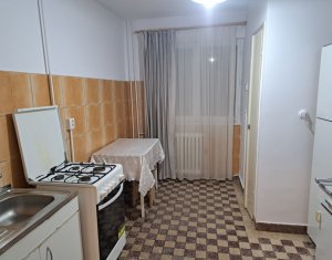 Appartement 3 chambres à louer dans Cluj-napoca, zone Manastur