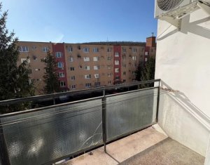 Lakás 3 szobák eladó on Cluj-napoca, Zóna Manastur