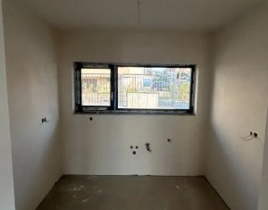 Maison 4 chambres à vendre dans Cluj-napoca, zone Andrei Muresanu