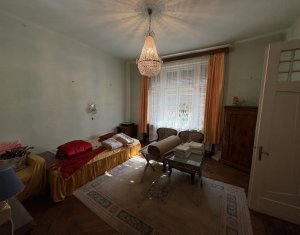 Appartement 5 chambres à vendre dans Cluj-napoca, zone Centru