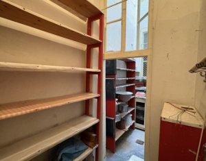 Appartement 5 chambres à vendre dans Cluj-napoca, zone Centru