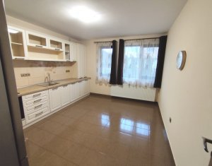 , 120m2 on Floresti
