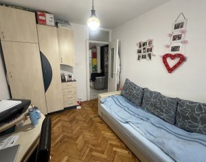 Appartement 4 chambres à vendre dans Cluj-napoca, zone Marasti