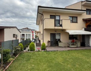 Vând Duplex Floresti - Teilor, 4 dormitoare, 250 mp teren