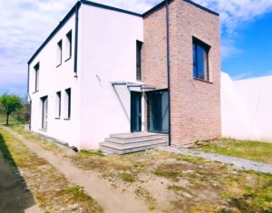 Casa smart, eficienta energetic, aproape de oras – confort real, costuri minime