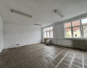 Iroda kiadó, 36m2 on Cluj-napoca, Zóna Centru