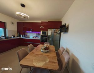 Duplex finisat, la cheie, 120 mp utilI, 365 mp teren, Floresti