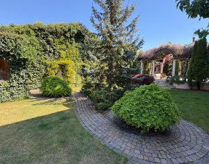 Vila superba in Andrei Muresanu, dotari de lux, piscina si SPA, 865 mp teren !