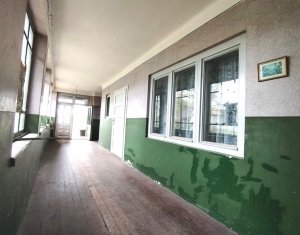 Maison 3 chambres à vendre dans Bontida, zone Centru