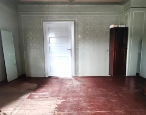 Maison 3 chambres à vendre dans Bontida, zone Centru