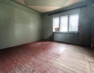 Maison 3 chambres à vendre dans Bontida, zone Centru