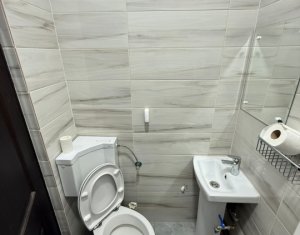Imobil parter + etaj 210mp, curte, totem publicitar, zona Terapia 