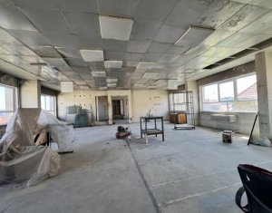 Üzlethelyiség kiadó, 211m2 on Cluj-napoca, Zóna Centru