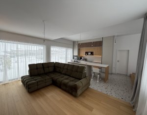 Maison 4 chambres à vendre dans Chinteni