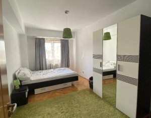 Appartement 3 chambres à louer dans Cluj-napoca, zone Centru