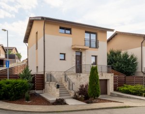 , 142.56m2 on Cluj-napoca, Zóna Gheorgheni