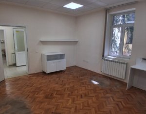 Spatiu birou, 3 camere, parcare, Centru, Cluj-Napoca