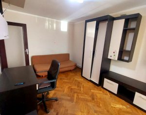 Appartement 4 chambres à vendre dans Cluj-napoca, zone Manastur