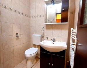 Appartement 4 chambres à vendre dans Cluj-napoca, zone Manastur