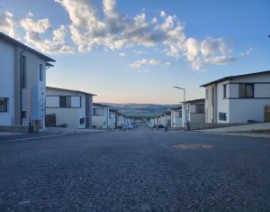 Casa in Dezmir – spatiu pentru familie, liniste pentru munca de acasa