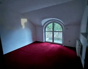 Casa de inchiriat, 180 mp, Andrei Muresanu, 6 parcari, garaj, terasa, zona Sigma