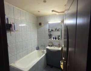 Appartement 3 chambres à vendre dans Cluj-napoca, zone Manastur