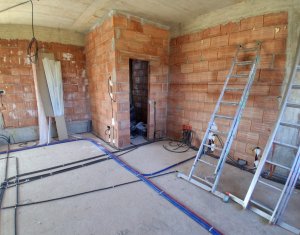 Maison 7 chambres à vendre dans Cluj-napoca, zone Dambul Rotund