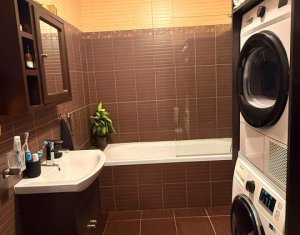 Appartement 3 chambres à vendre dans Floresti