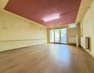 Maison 6 chambres à vendre dans Cluj-napoca, zone Intre Lacuri