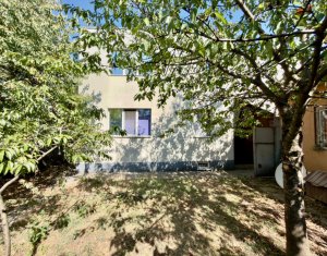 Maison 6 chambres à vendre dans Cluj-napoca, zone Intre Lacuri