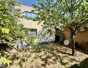 Maison 6 chambres à vendre dans Cluj-napoca, zone Intre Lacuri