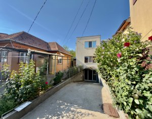, 164m2 dans Cluj-napoca, zone Intre Lacuri