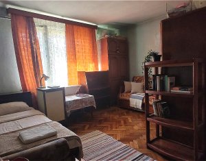 Casa individuala, 176 mp, 4 dormitoare, 2 bai, 530 mp teren, Andrei Muresanu