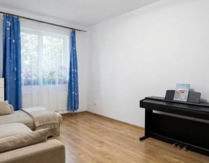Apartment 2 rooms for sale in Floresti