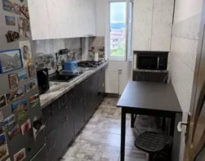 Apartment 2 rooms for sale in Floresti